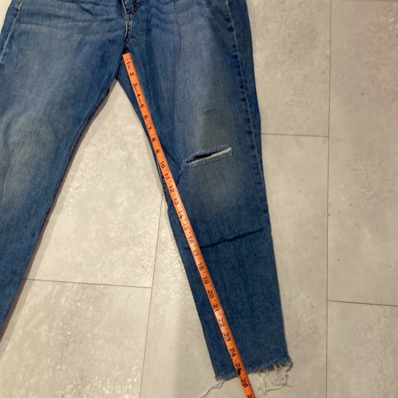 Rag and Bone Dre Low-Rise Slim Boyfriend Jeans - Picture 11 of 13